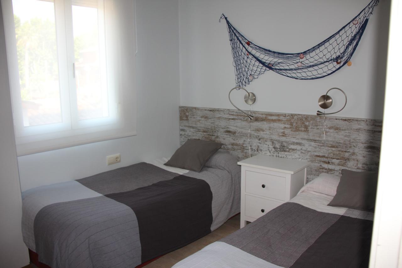 Apartamentos Caru Castelldefels Exterior photo