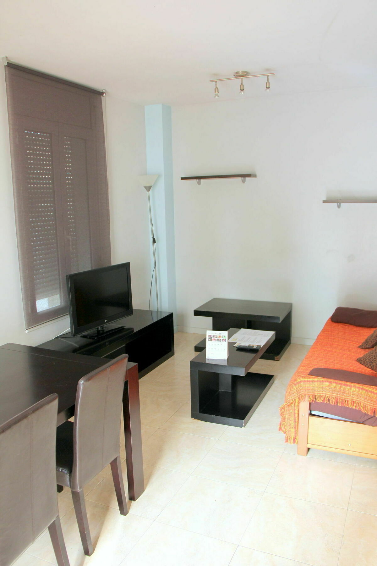 Apartamentos Caru Castelldefels Exterior photo